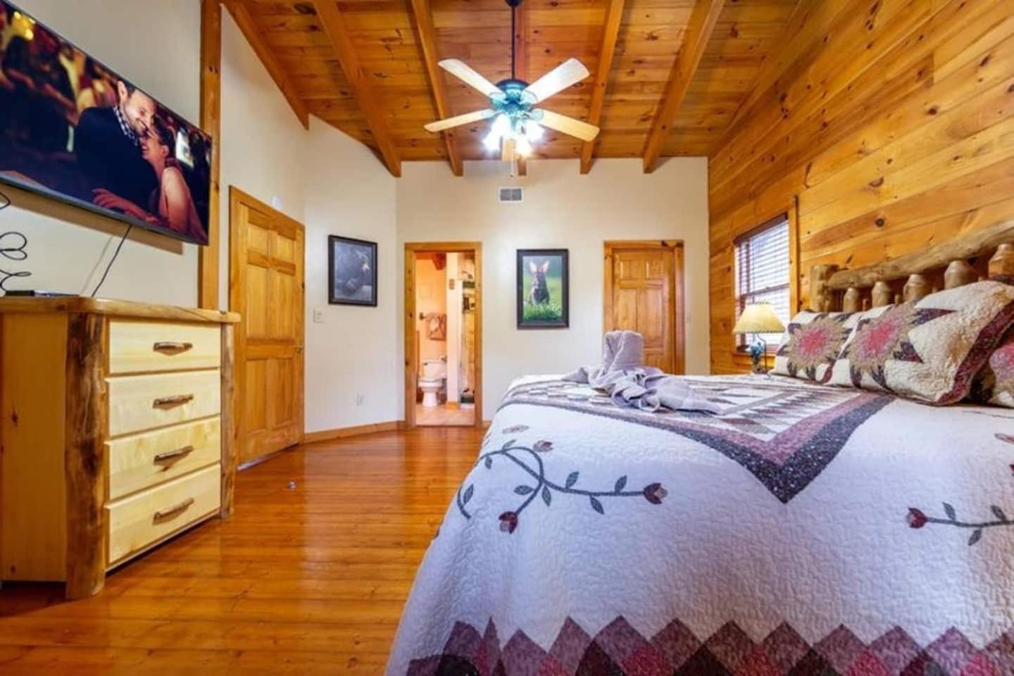 Pigeonforge Cabin Game Roomdog Friendlyhot Tub Pigeon Forge Dış mekan fotoğraf