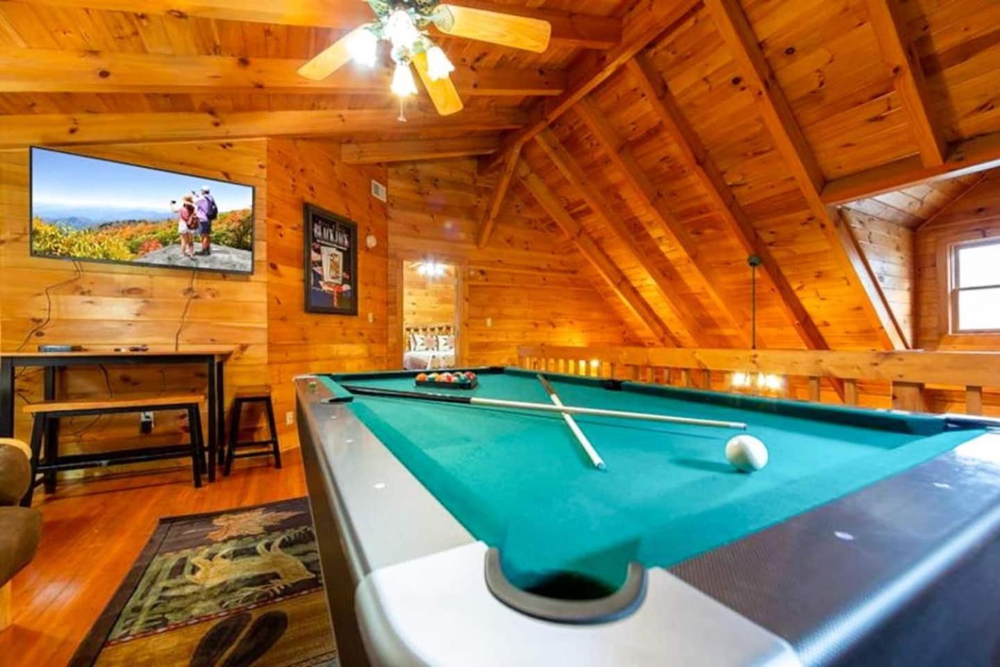 Pigeonforge Cabin Game Roomdog Friendlyhot Tub Pigeon Forge Dış mekan fotoğraf