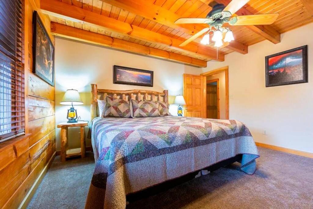 Pigeonforge Cabin Game Roomdog Friendlyhot Tub Pigeon Forge Dış mekan fotoğraf