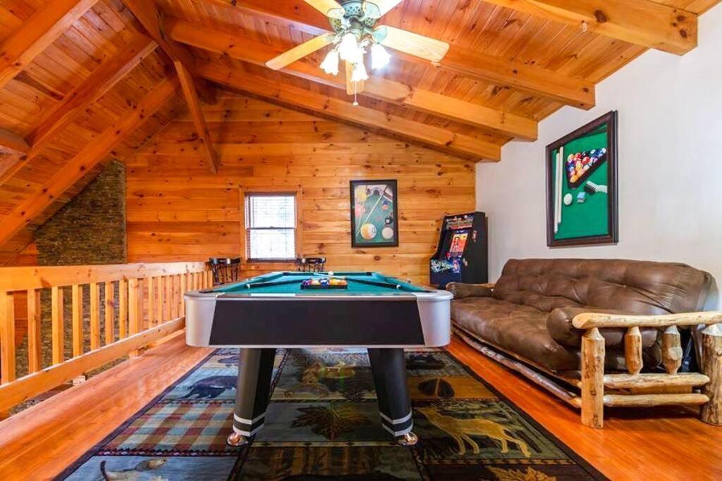 Pigeonforge Cabin Game Roomdog Friendlyhot Tub Pigeon Forge Dış mekan fotoğraf